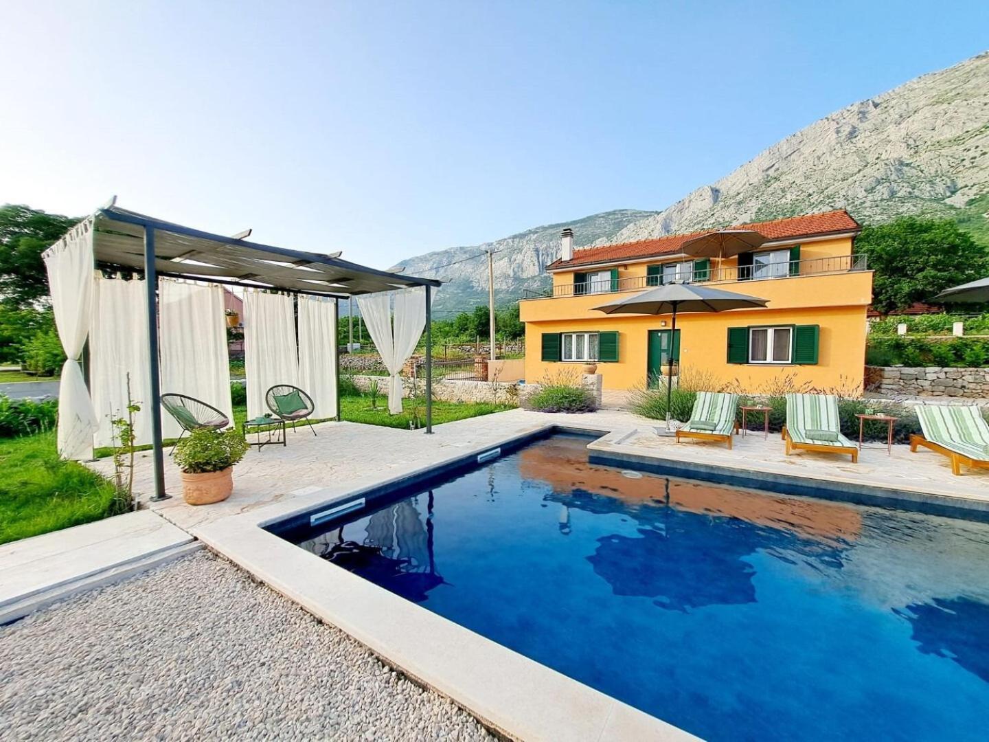 Dom wakacyjny Marta - With Pool Kozica
